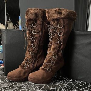 Hunter Brown Lace-Up Fur Boots
